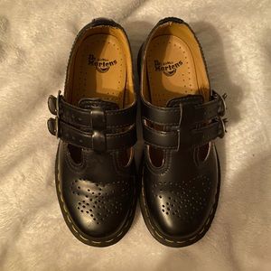 Super cute Dr.Martens mary janes! Only worn a couple of times.